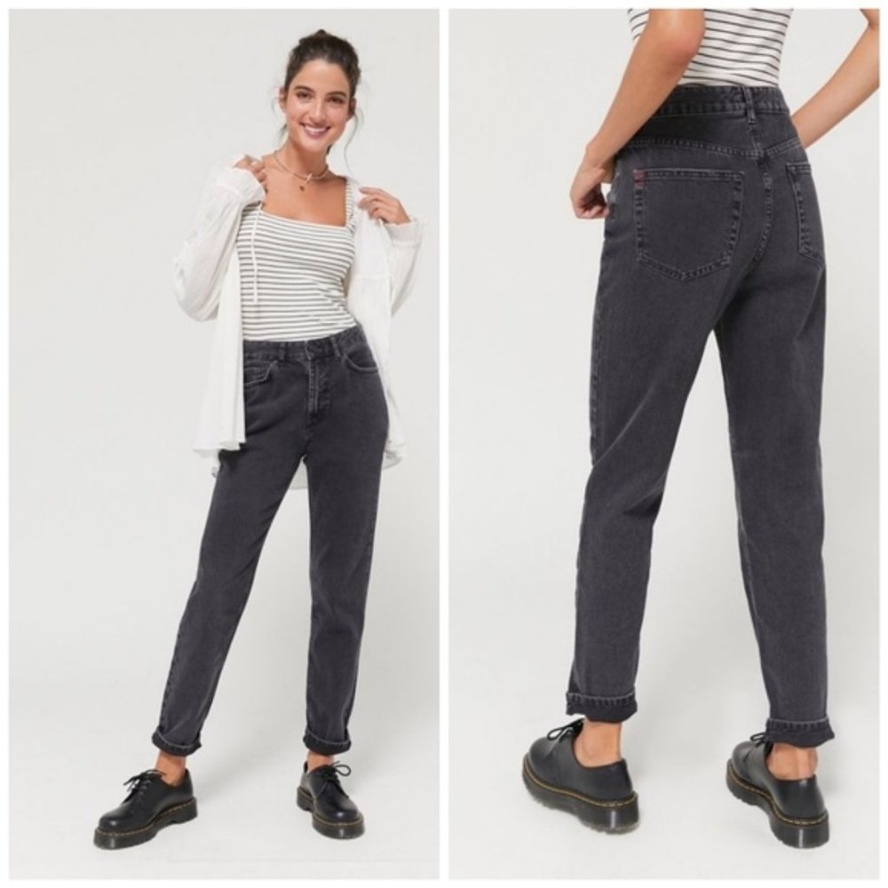 BDG High-Rise Mom Jean Black Denim